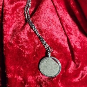 Vintage silver dust pendant necklace